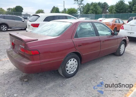 1999 Toyota Camry Le from USA, damaged, VIN 4T1BG22K2XU403782